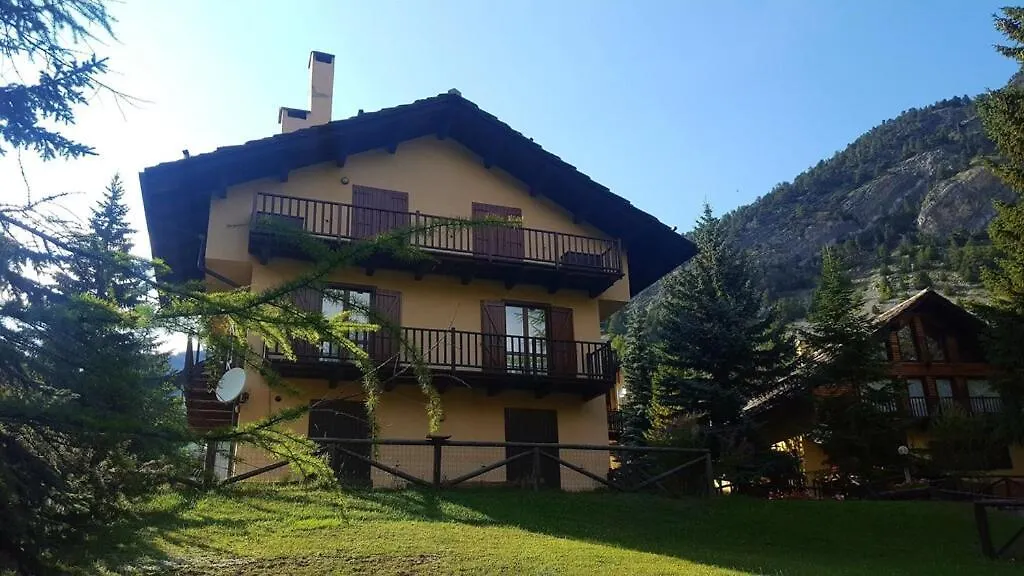 Coeur De Neige Apartment Claviere